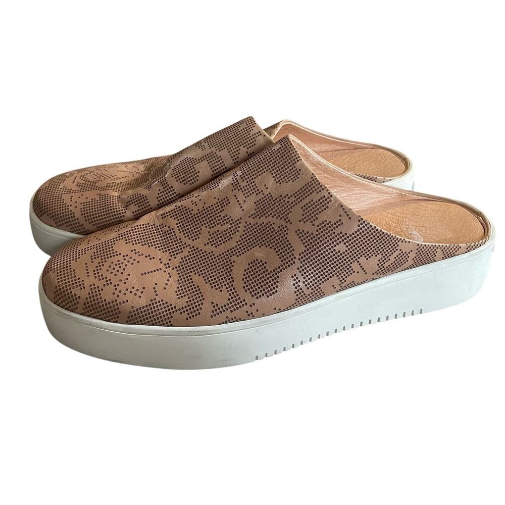 MIDAS Layland Light Blush Leather Slip On Platform Sneakers EU 37 / US 6.5 EUC